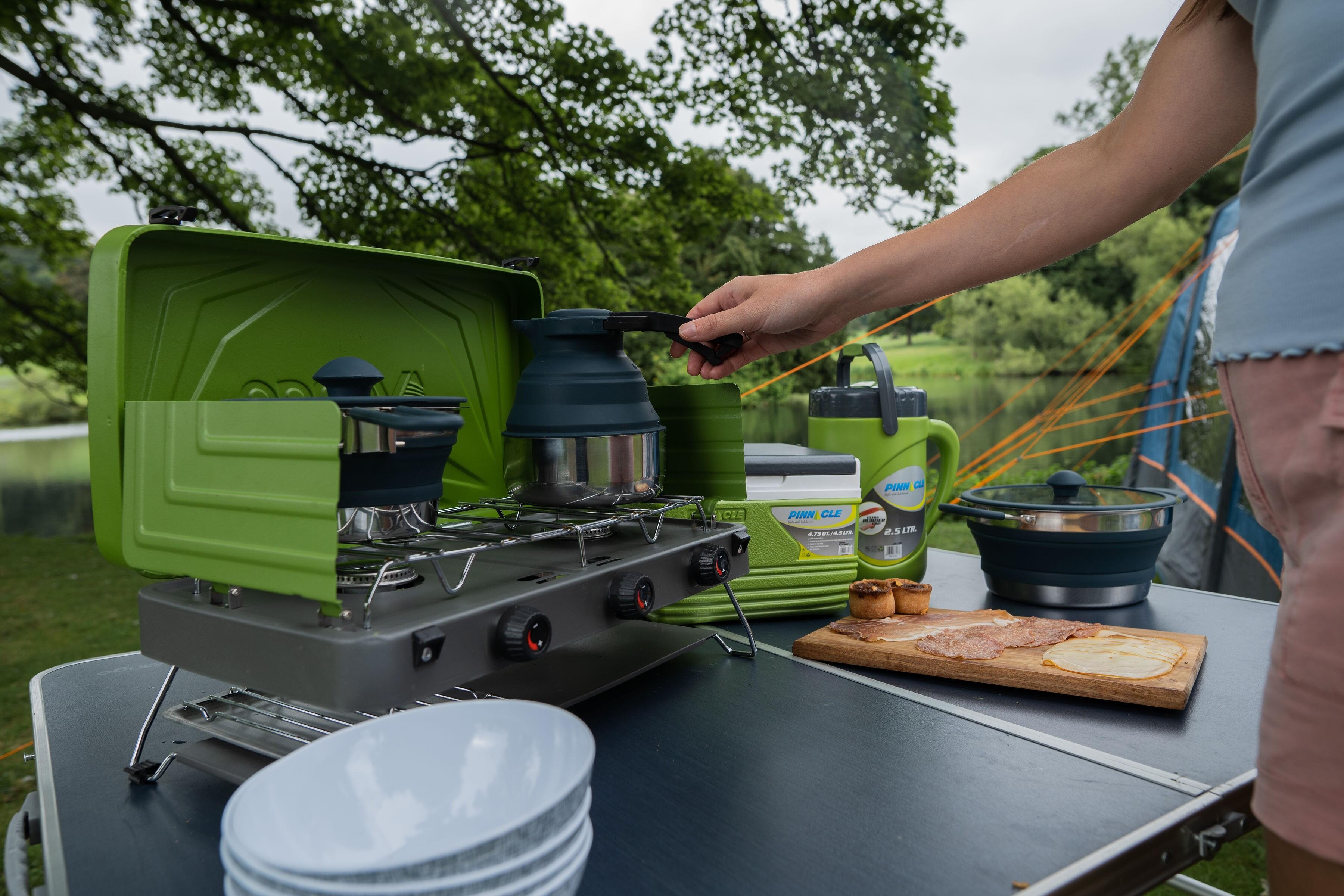 Cuisine 1.5L Non-Stick Casserole - Lifestyle3