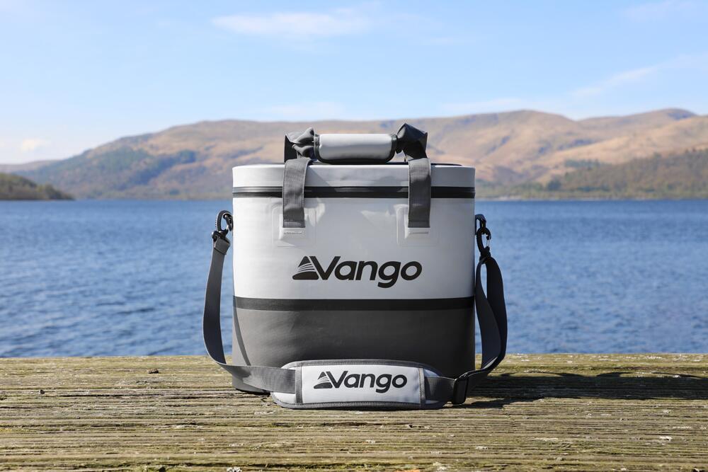 Soft Cooler Medium - 17L - Lifestyle1