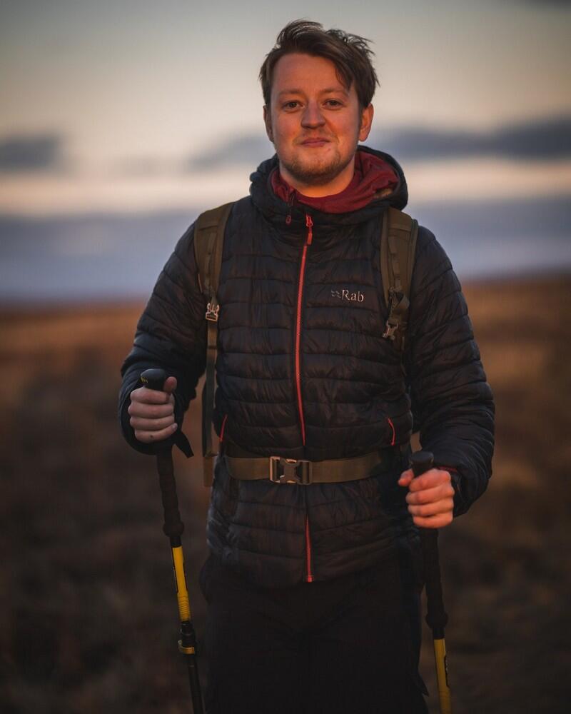Annapurna (Carbon Walking Pole) - Single - Lifestyle2
