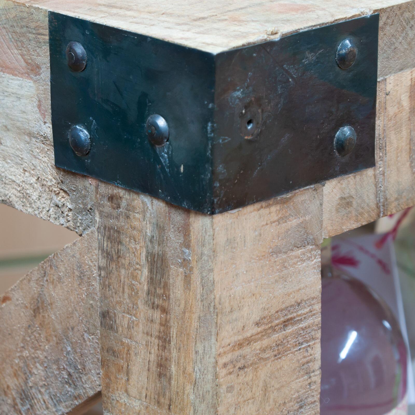Corner Detail