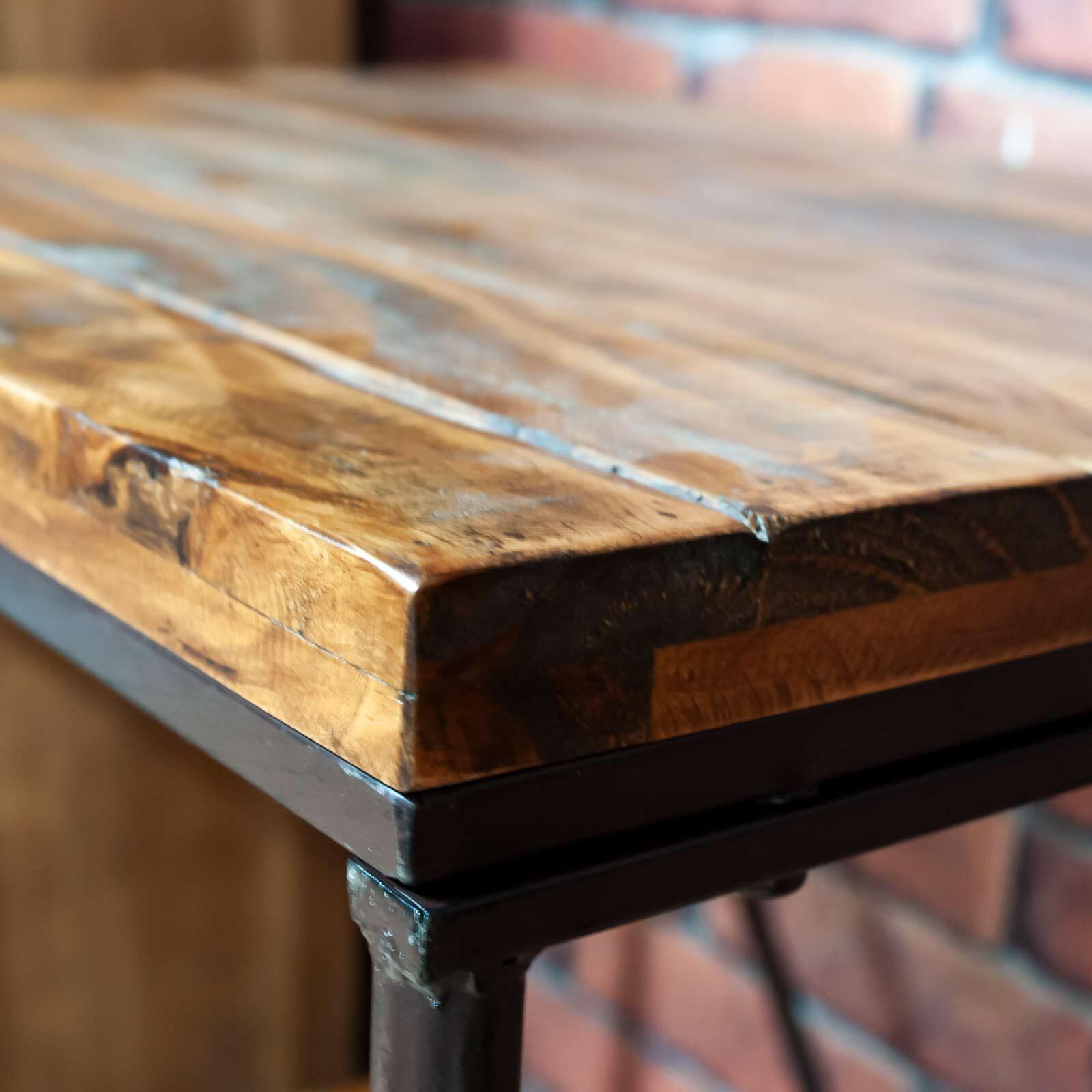 Shelf Detail