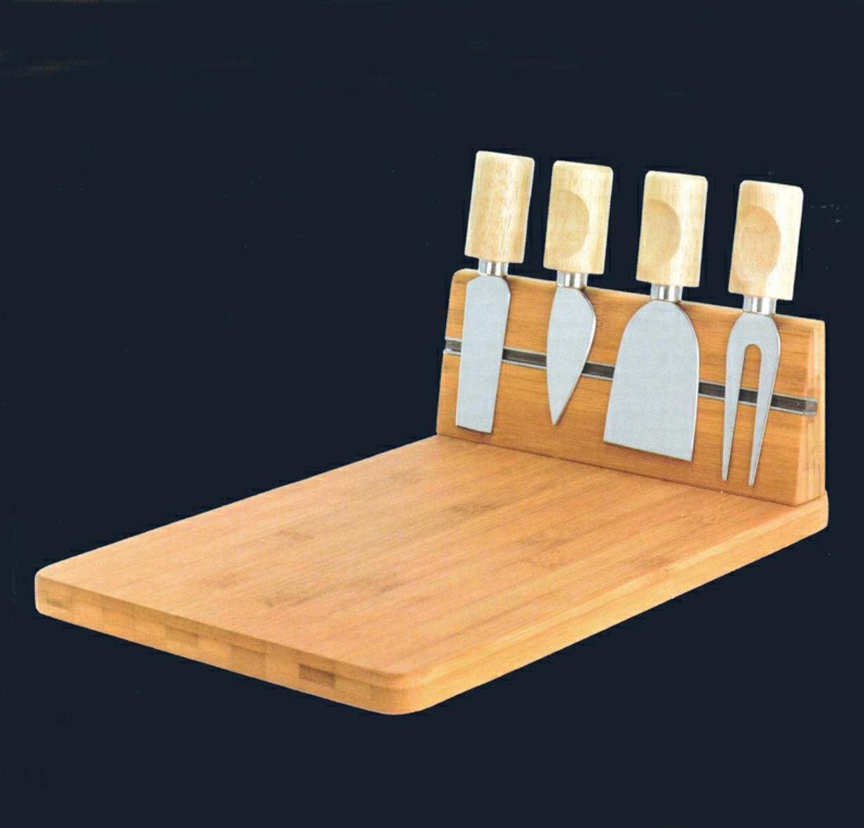 Cheese Board With Knives