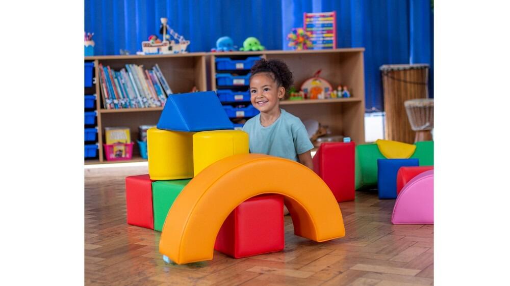 Soft Furniture / Soft Play