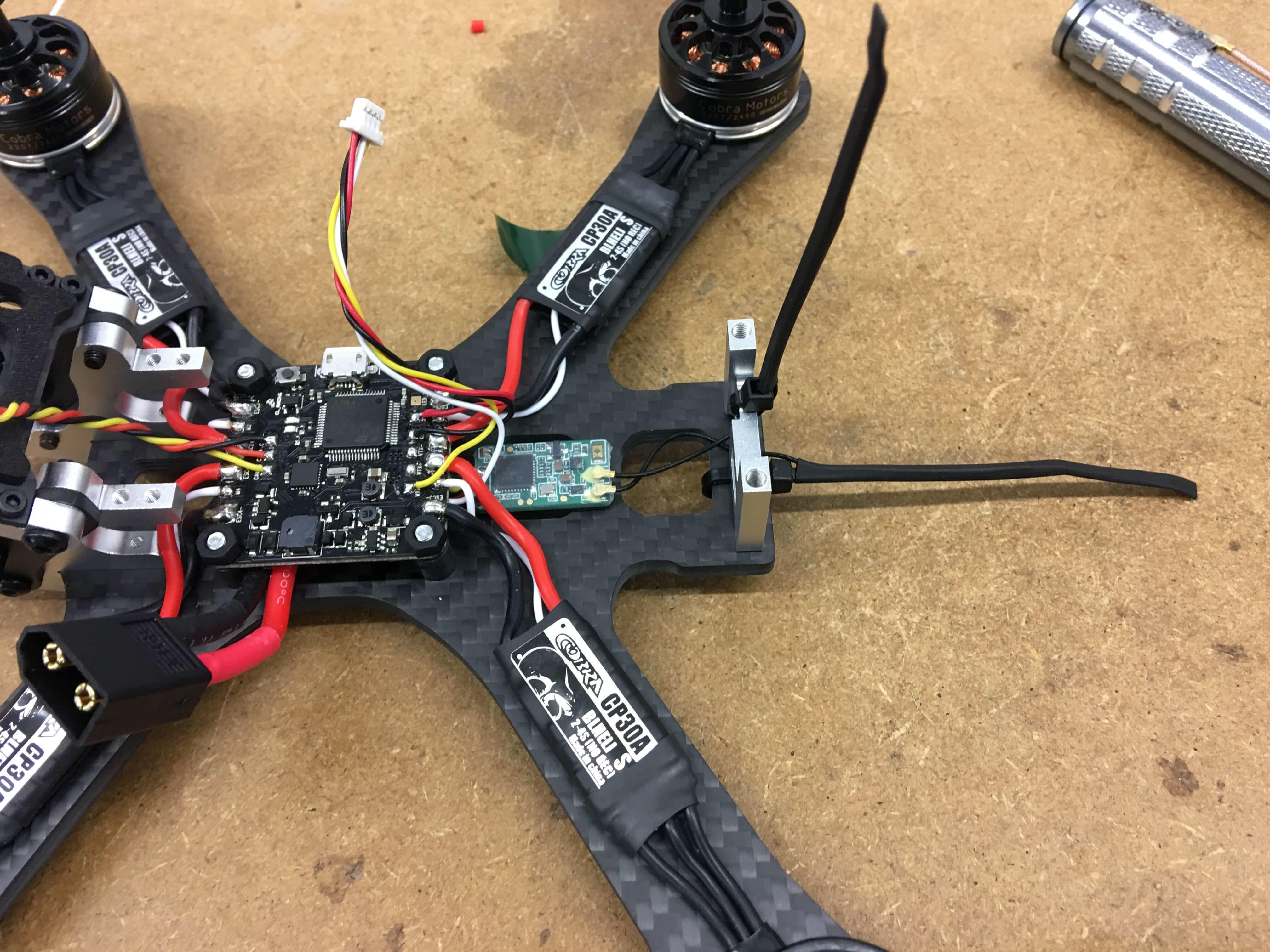 XM+ frsky receiver antenna's at right angle, zip ties and heatshrink