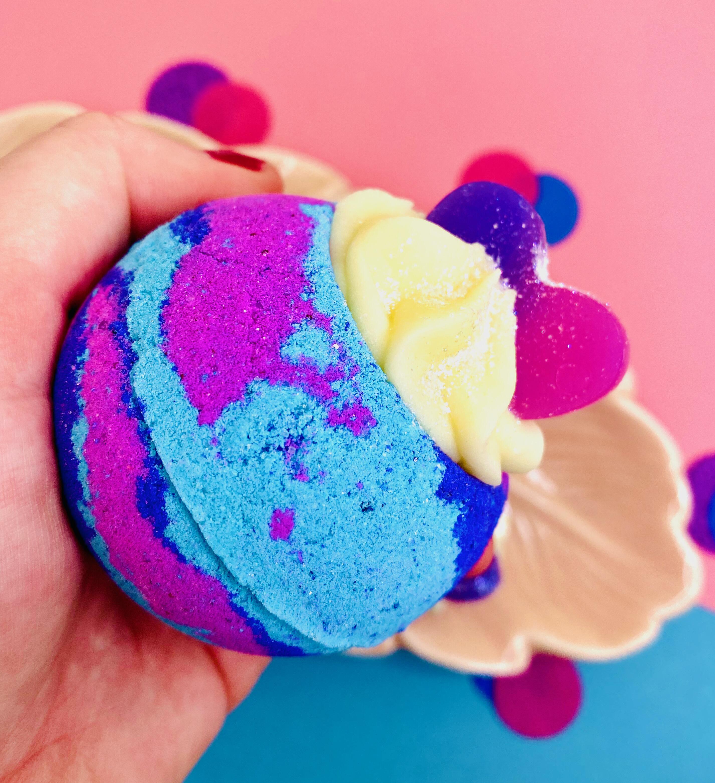 rainbow bath bomb uk