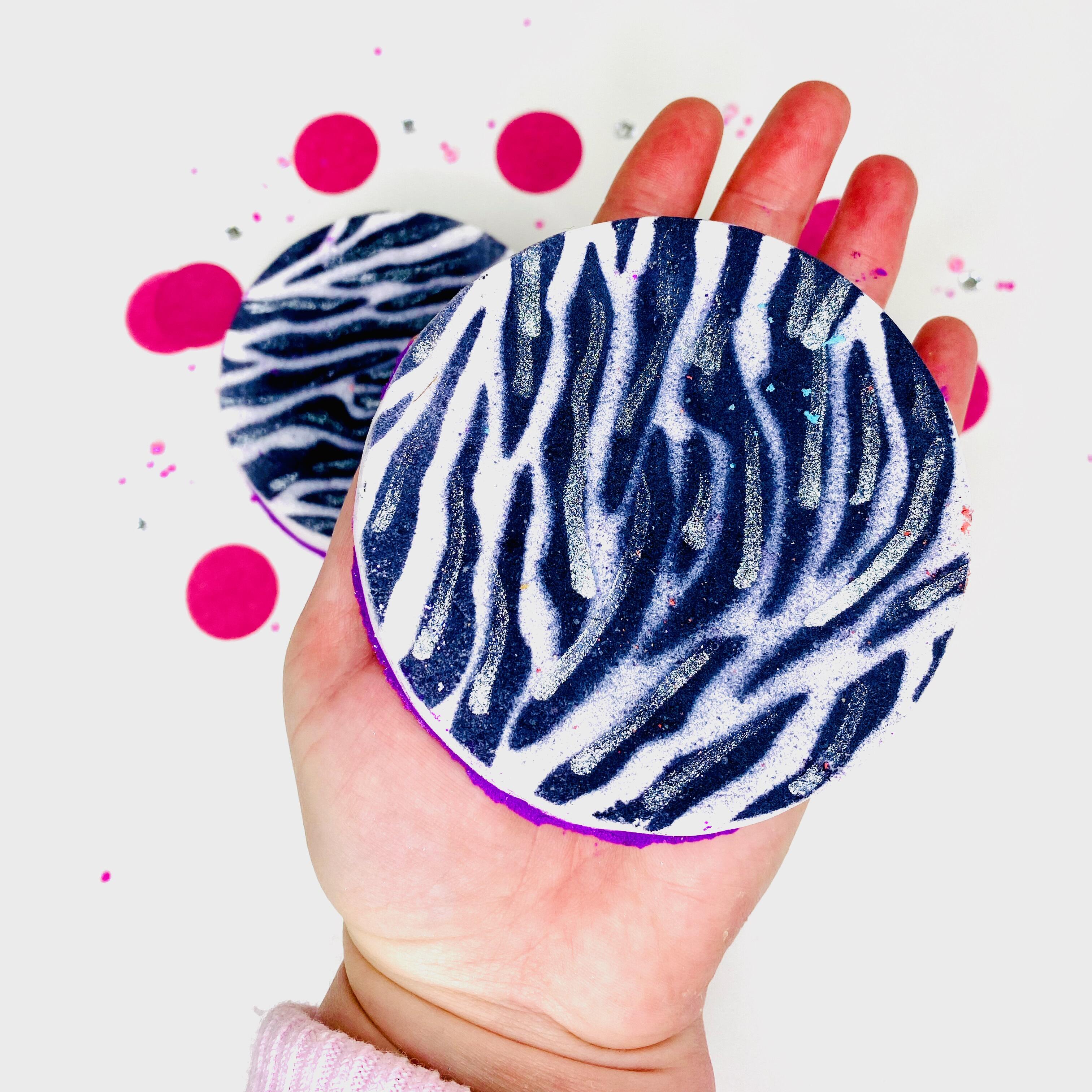 passionfruit martini bath bomb uk