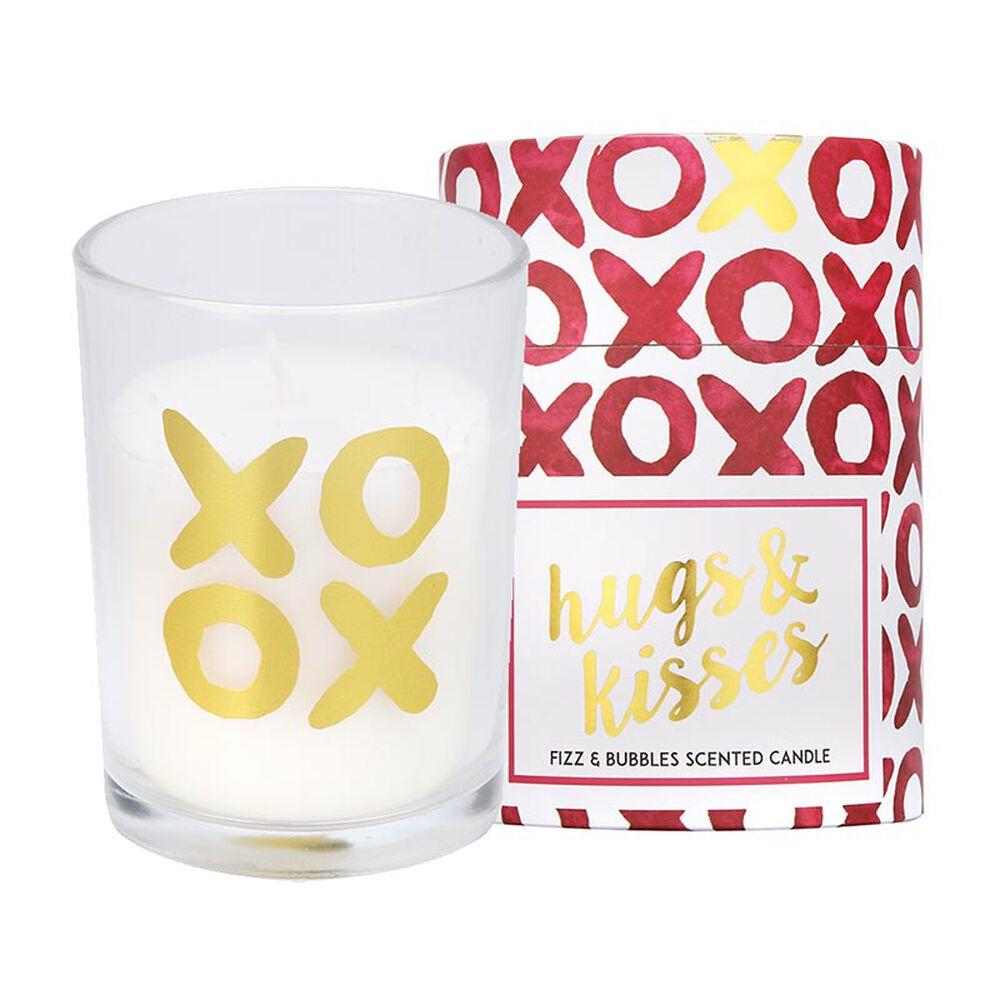 candlelight hugs and kisses candle