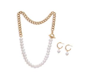 Golden Pearl Necklace