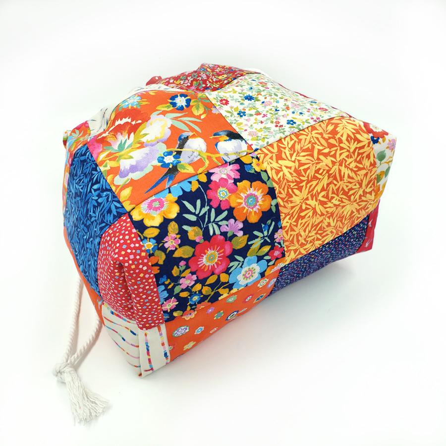 Moda drawstring bag, moda bake shop bag, moda lulu charm pack, moda lulu charm pack bag, patchwork drawstring bag