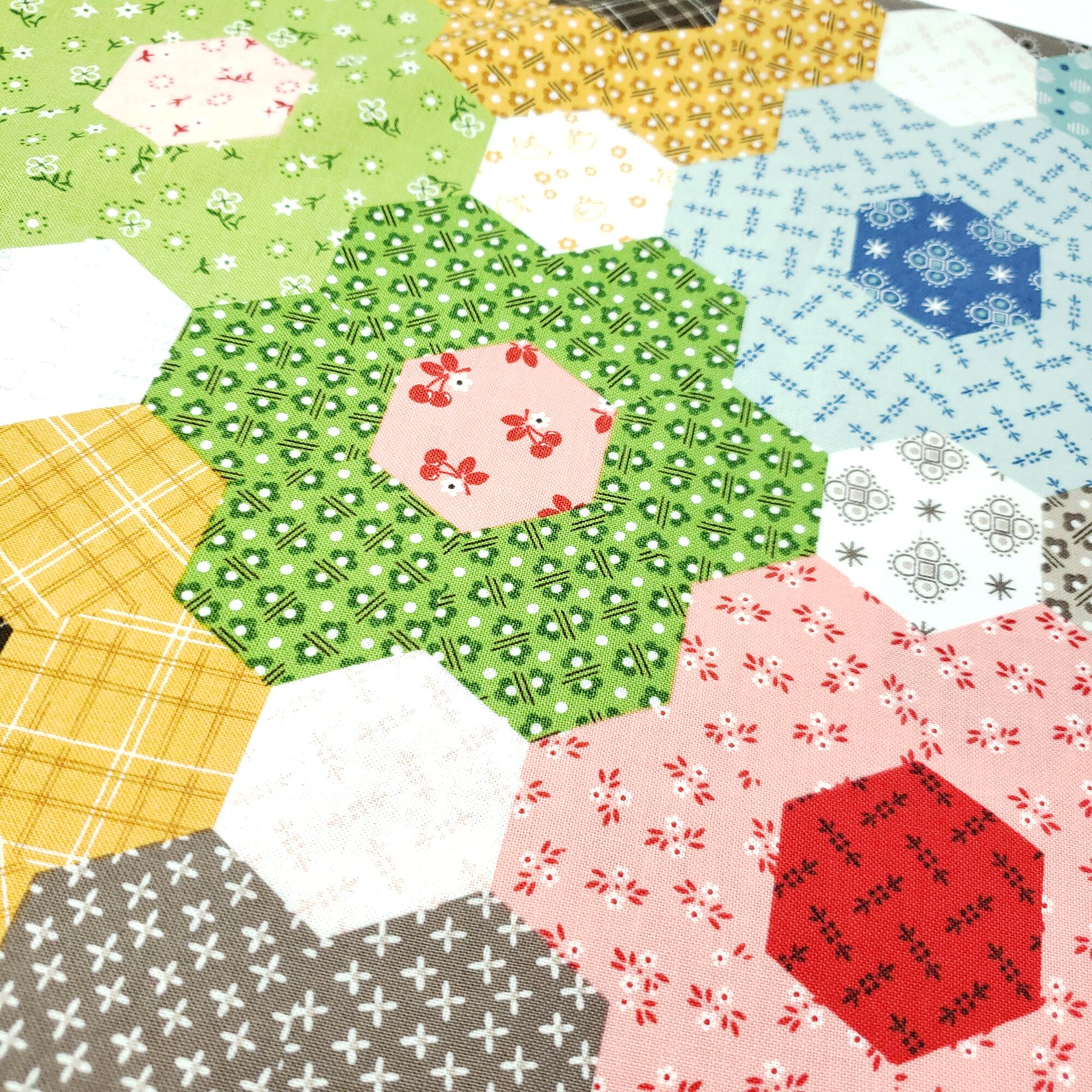 riley blake,calico,color,cheater,patchwork, hexies,hexagons,cotton,patchwork,quilt,granny