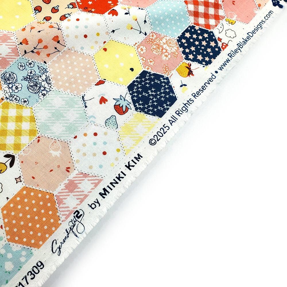 fake patchwork print, cheater print, riley blake, minki kim, serendipity, hexie quilt, easy patchwork fabric