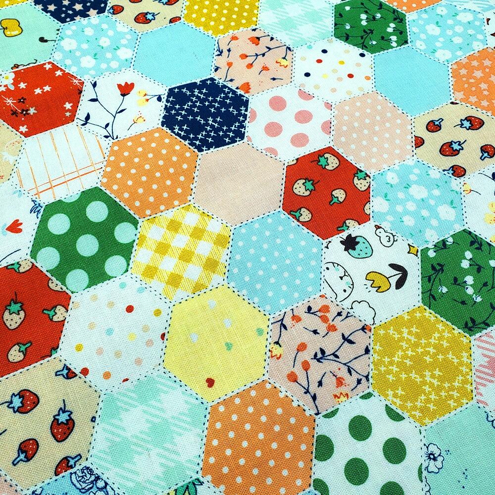 fake patchwork print, cheater print, riley blake, minki kim, serendipity, hexie quilt, easy patchwork fabric