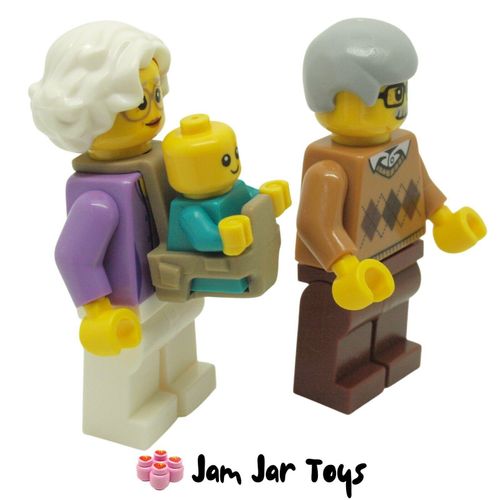 LEGO Grand Parents and Grandchild Side View