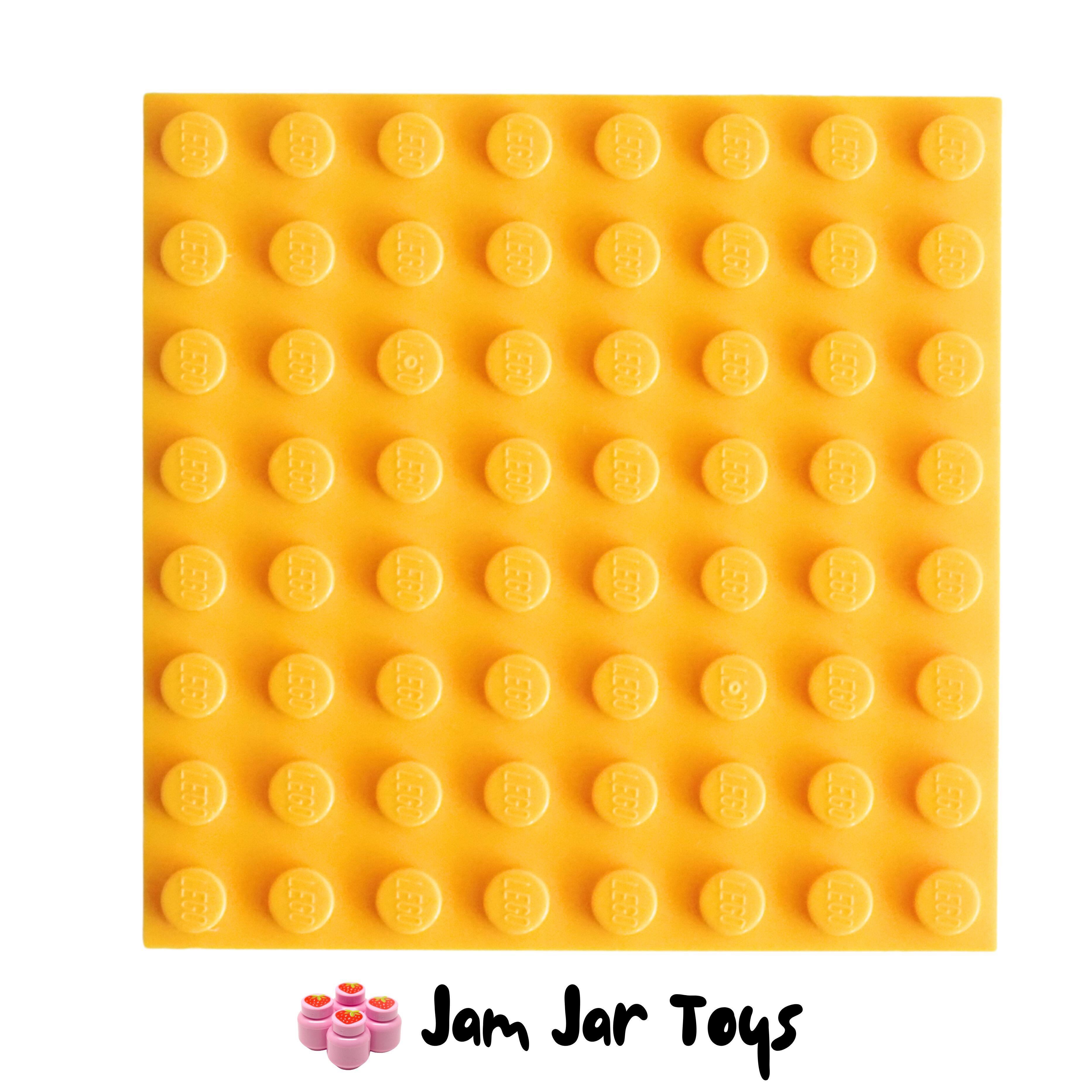 LEGO Base Plate - Bright Light Orange 8 x 8 Stud,