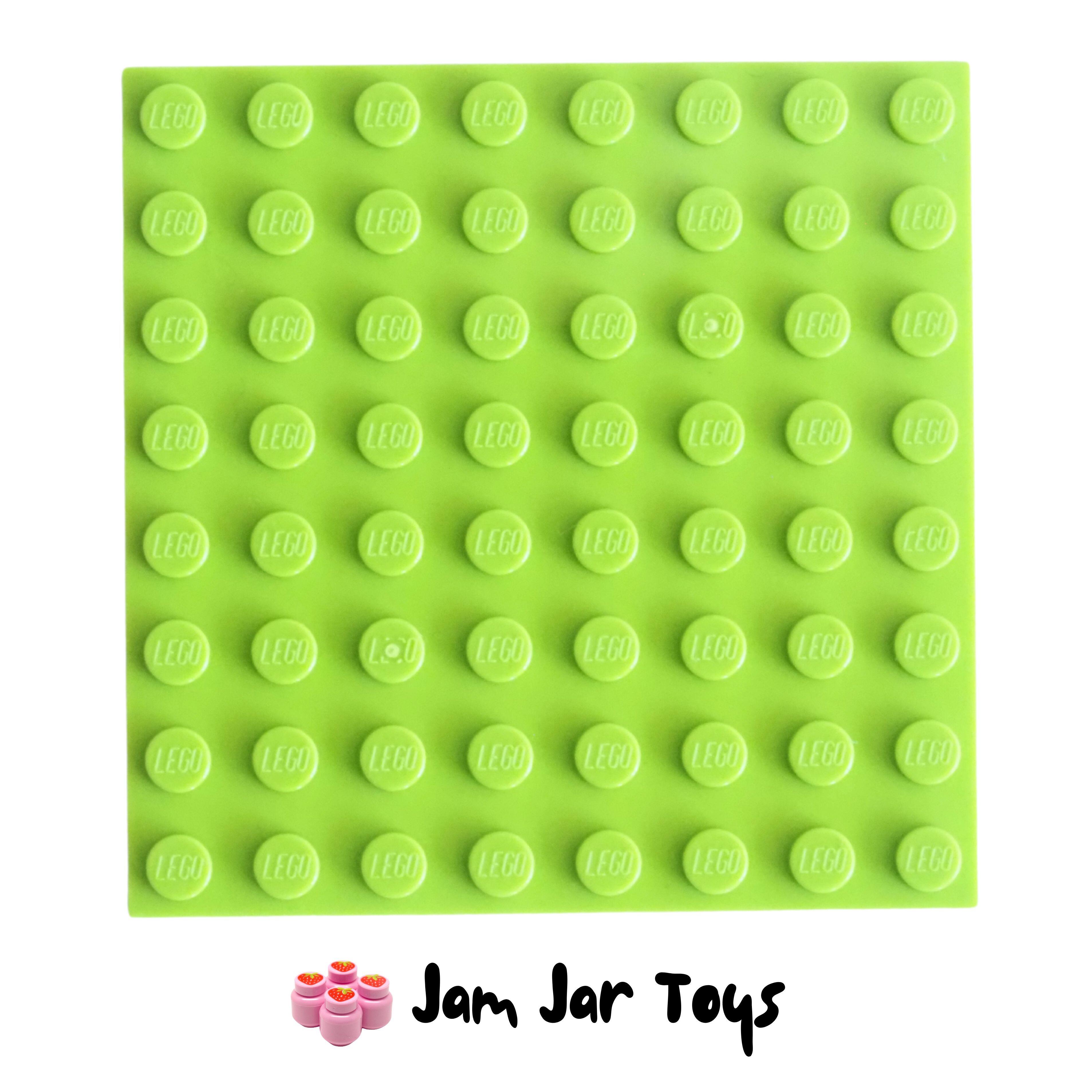 LEGO Base Plate - Lime 8 x 8 Stud