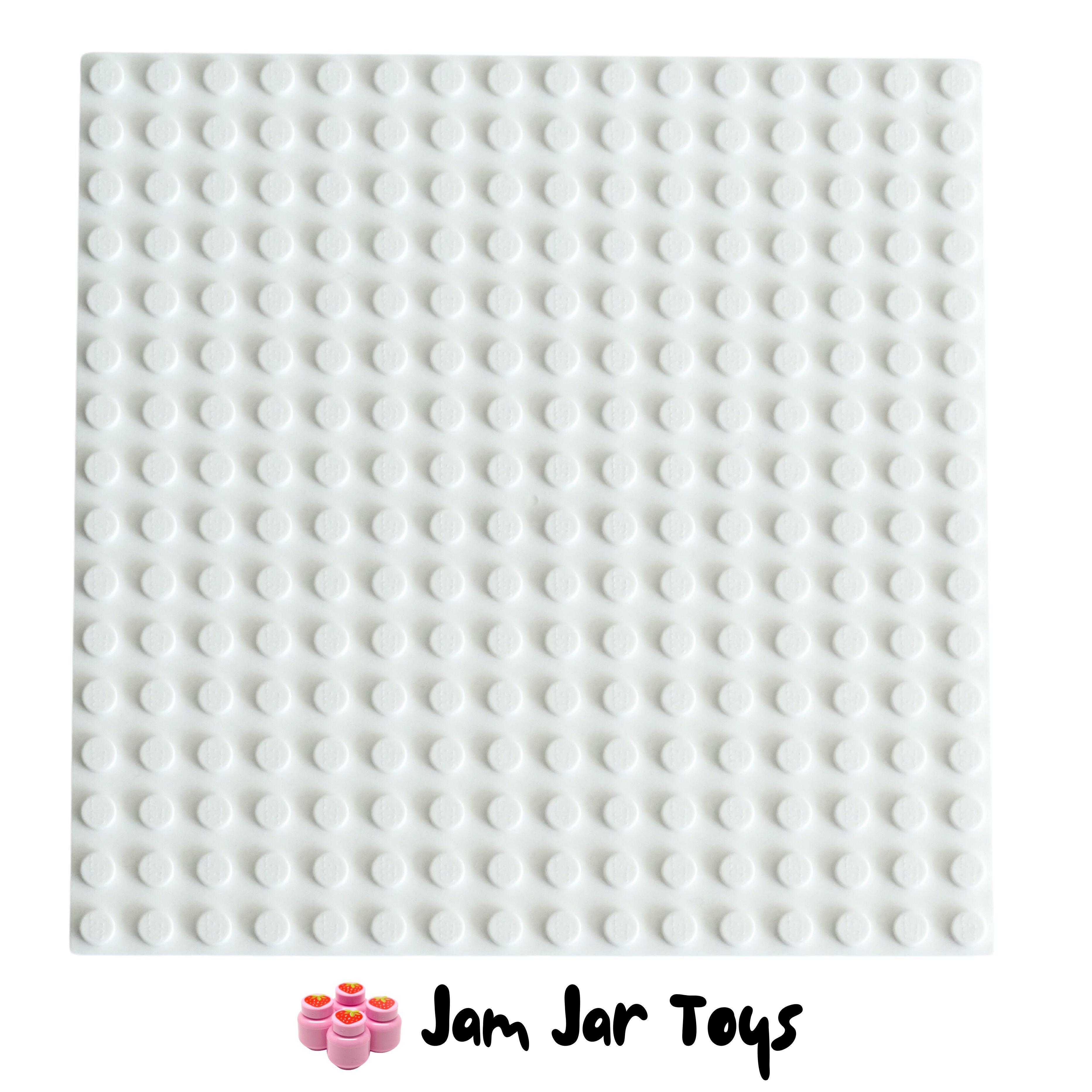 LEGO Base Plate - White 16 x 16 Stud,