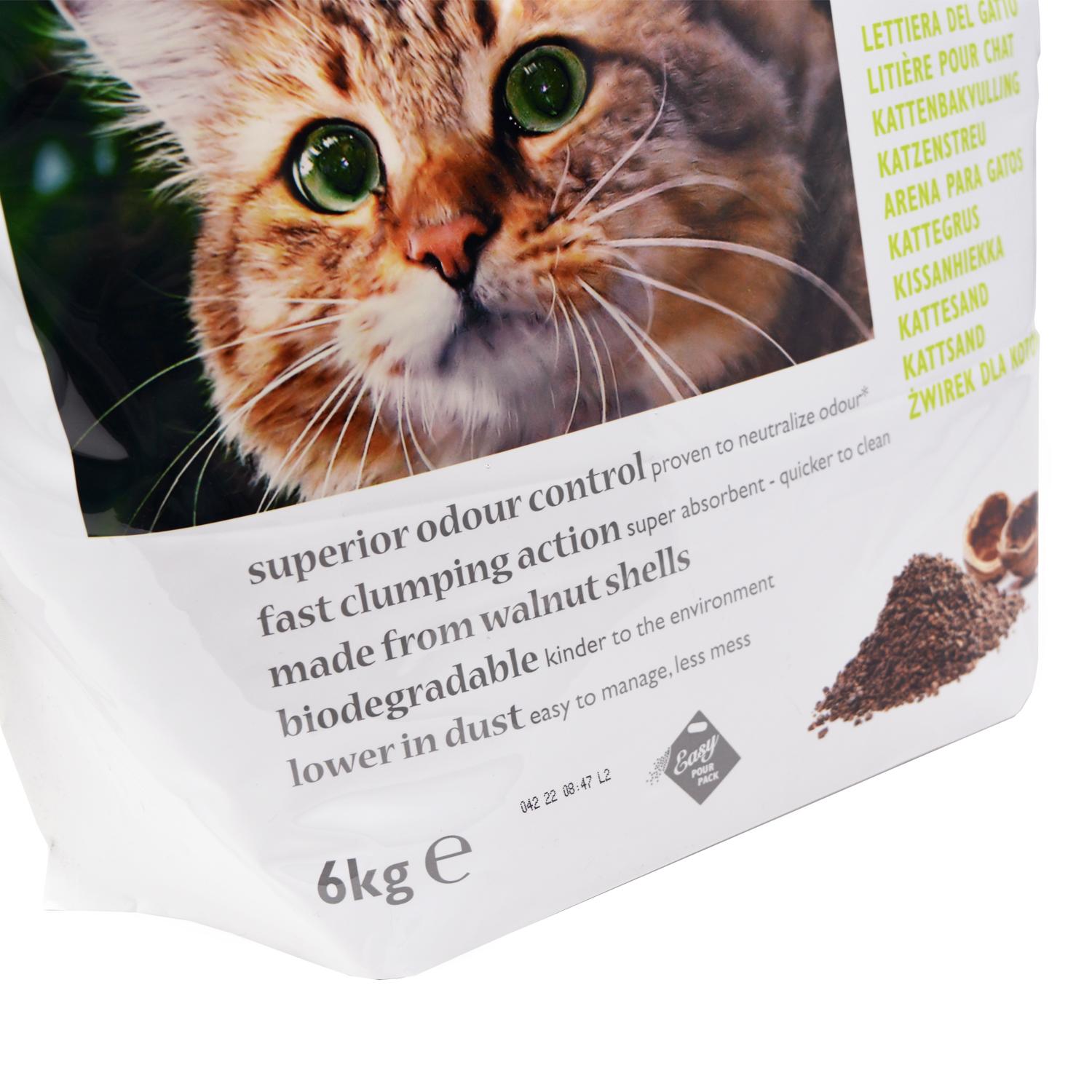Close up of a 6kg bag of Nature's Calling Biodegradable Eco Cat Litter