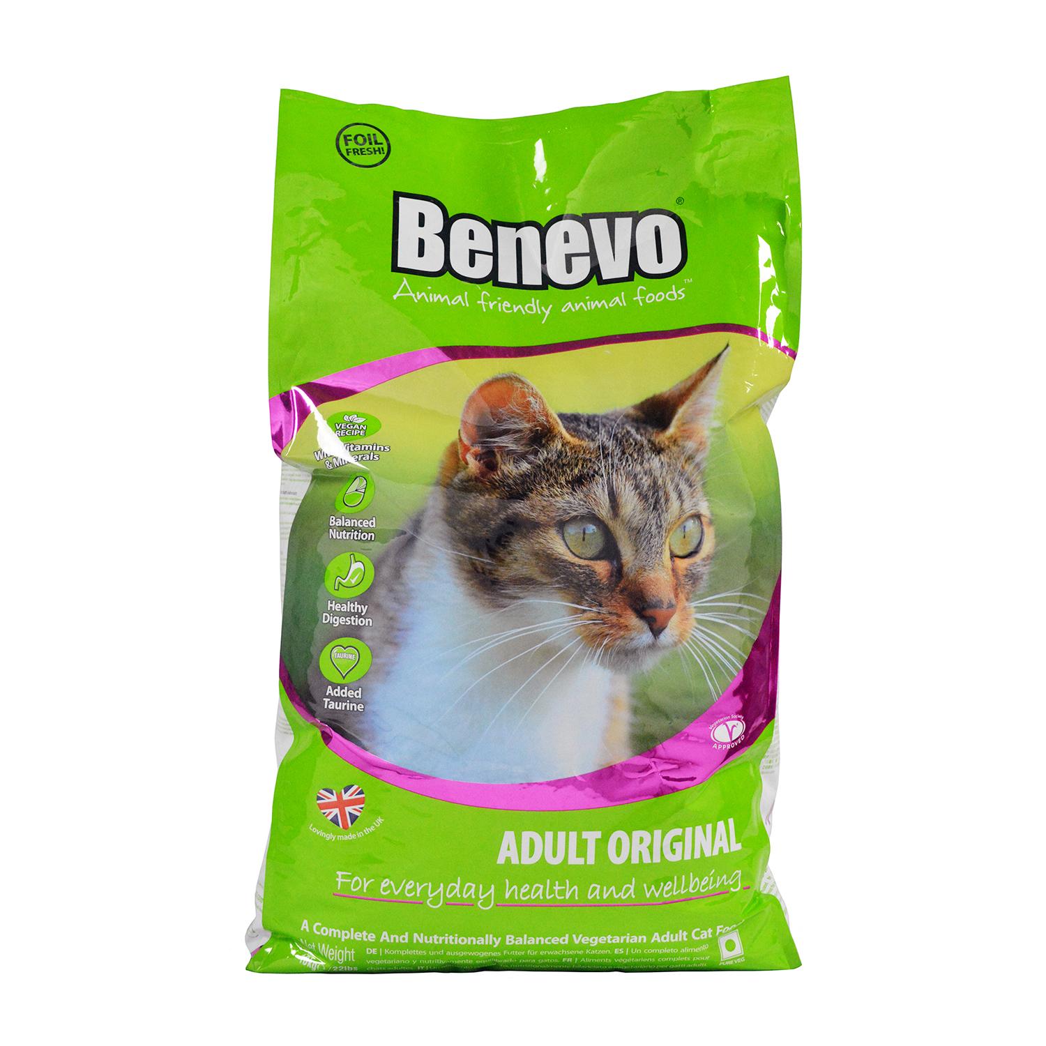 Front of a 10kg bag of Benevo Original Vegan Cat Food