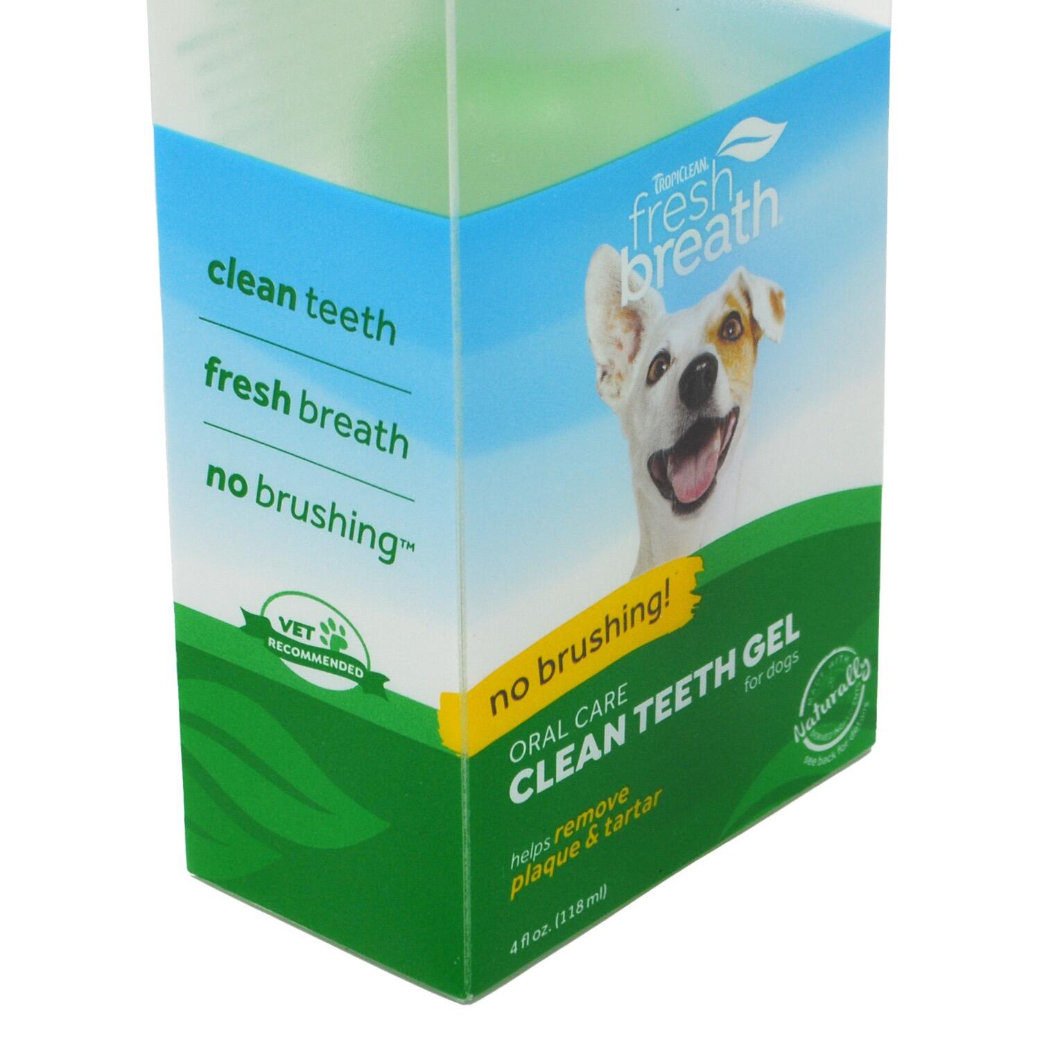 Close up of a pack of Tropiclean fresh breath gel