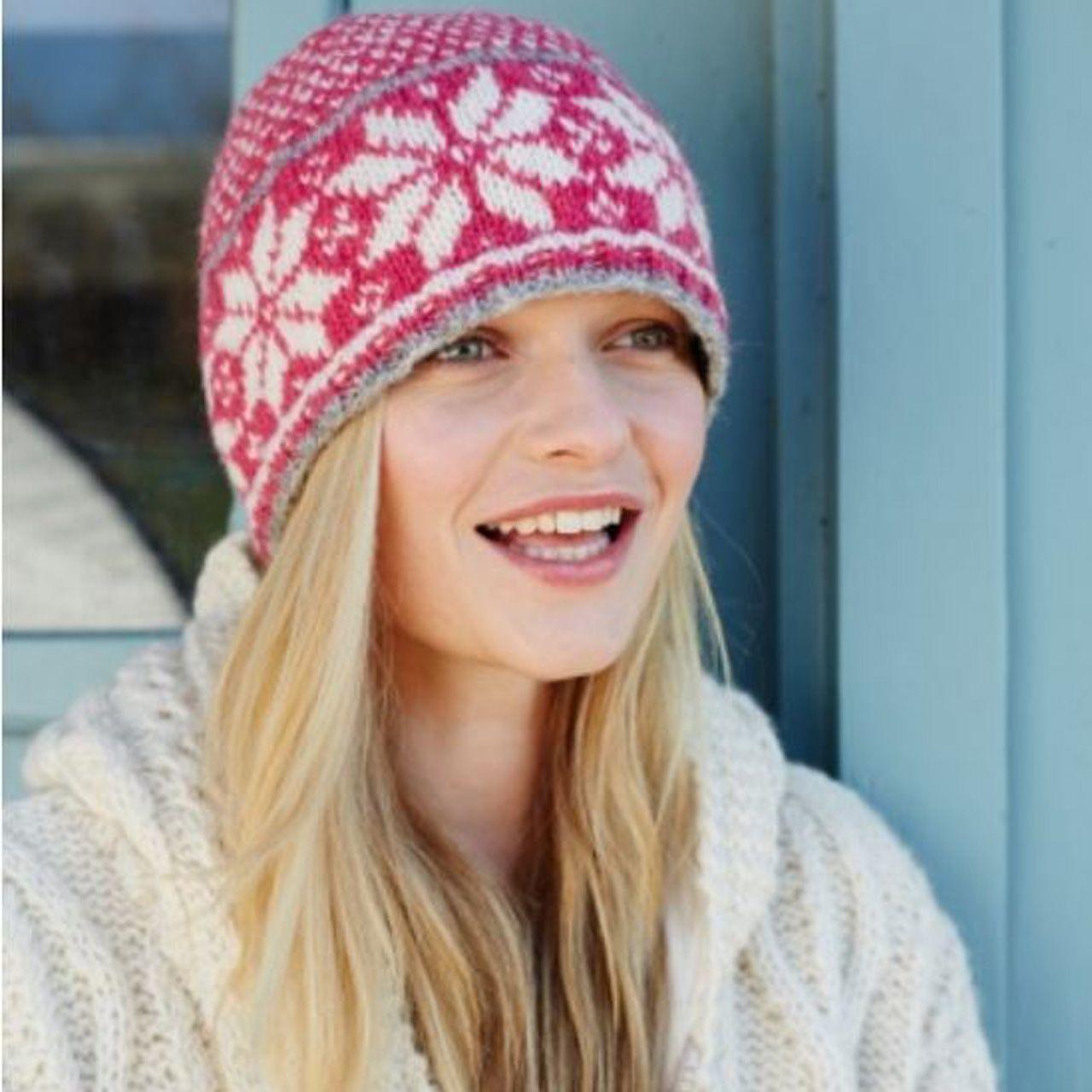 Snowlake Winter Woolly Beanie Hat-2