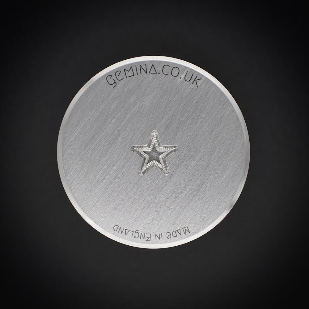 135 - Gemina Spotty Star Shot Plate