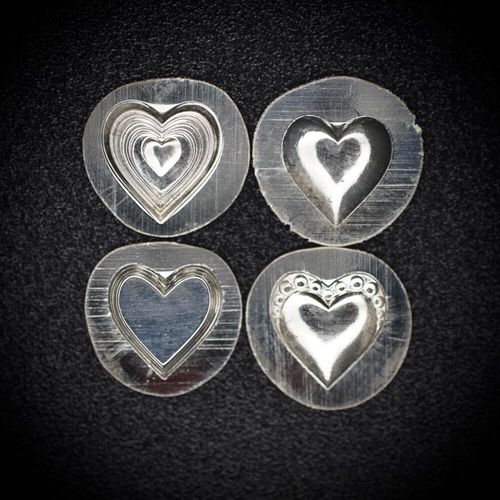 209 - Gemina Mini Hearts impressions