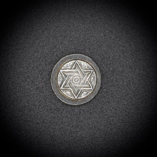 132 - Gemina Anglo-Saxon Star Impression
