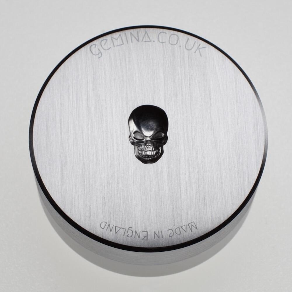 273 - Gemina Plain Facing Skull Shot Plate