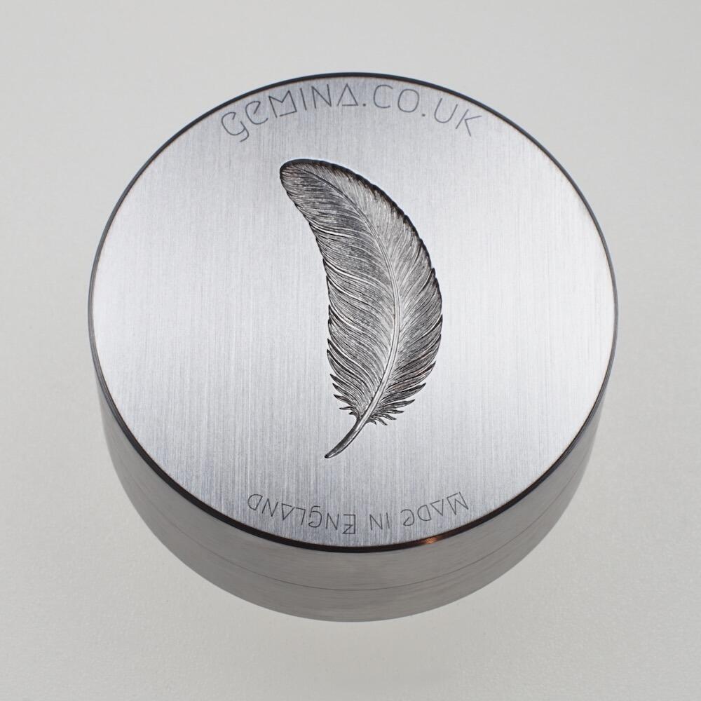 Gemina Large Right Feather Impression Die