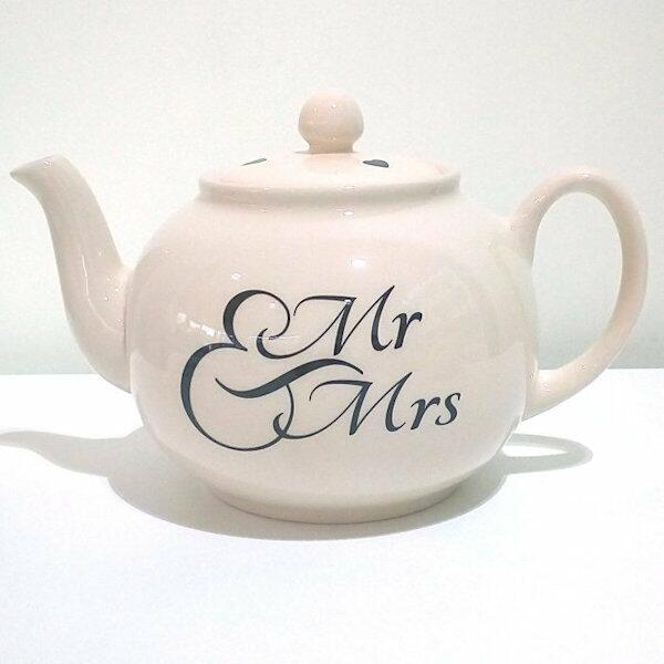 Peregrine Creamware - Happily Ever After Large Mr & Mrs Teapot