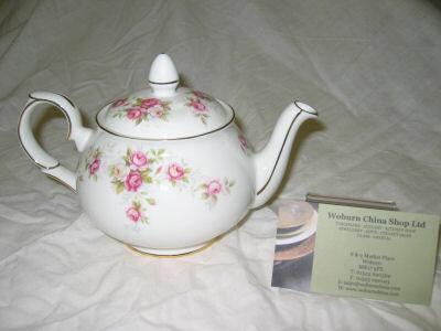 Duchess China June Bouquet - Teapot Medium 4 cup