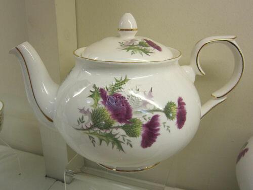 Duchess China Highland Beauty Thistle Teapot (Medium Size) 4 cup