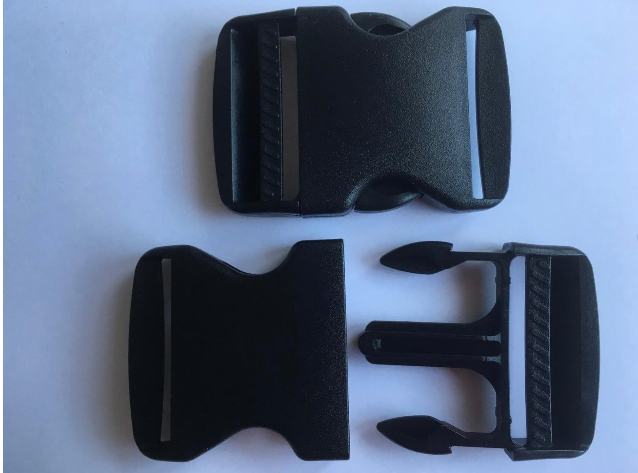 Heavy duty curved side release buckle