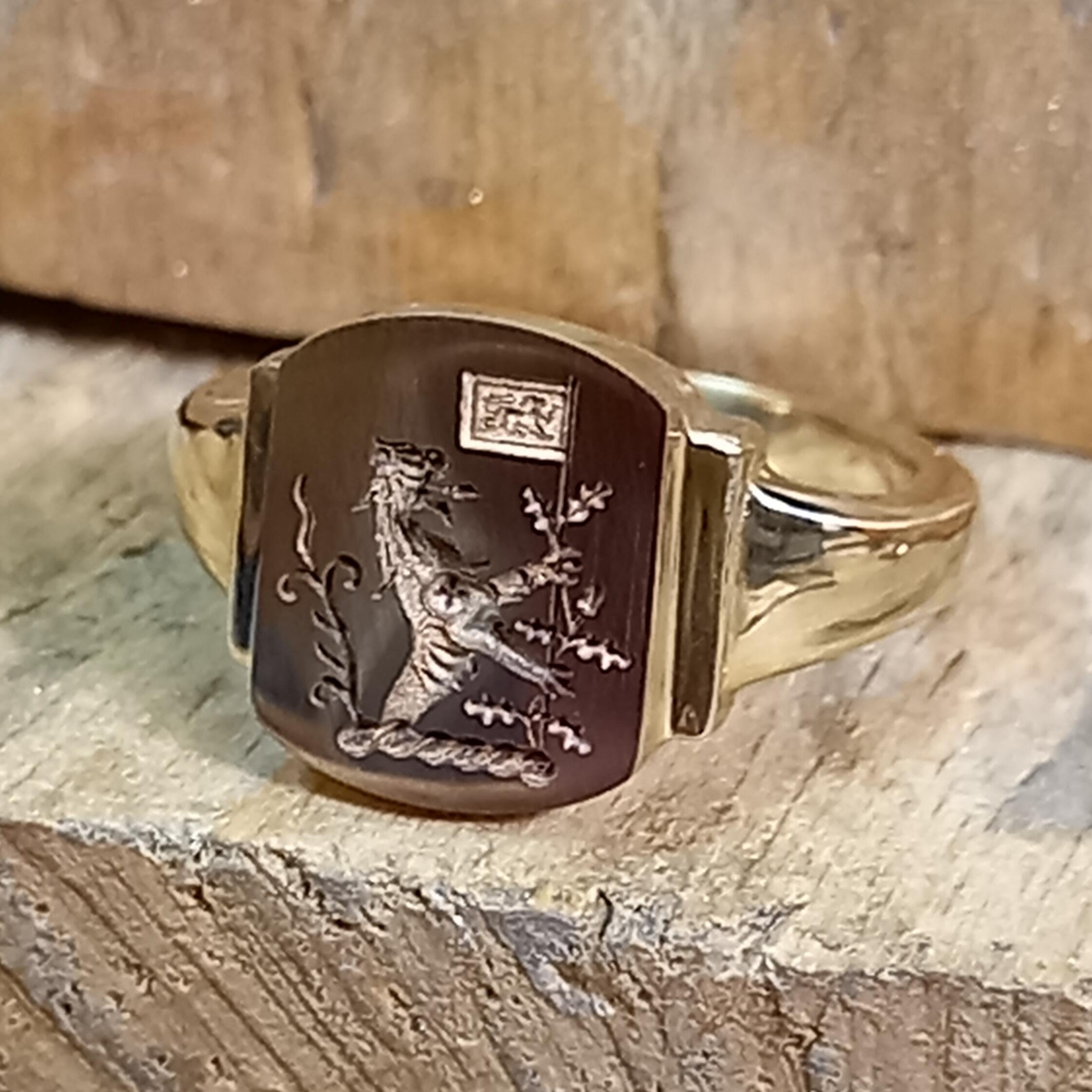 bespoke crest ring