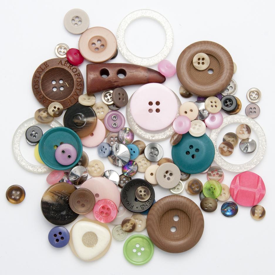 Assorted Buttons 1 Kilo Bag Random BAG164