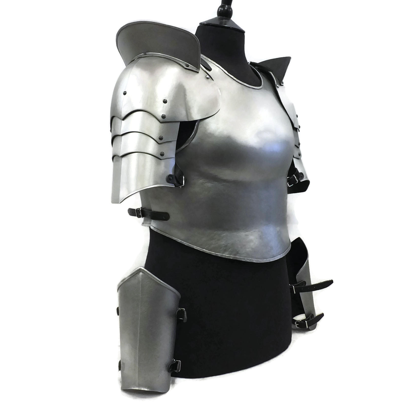 female medieval leather armor