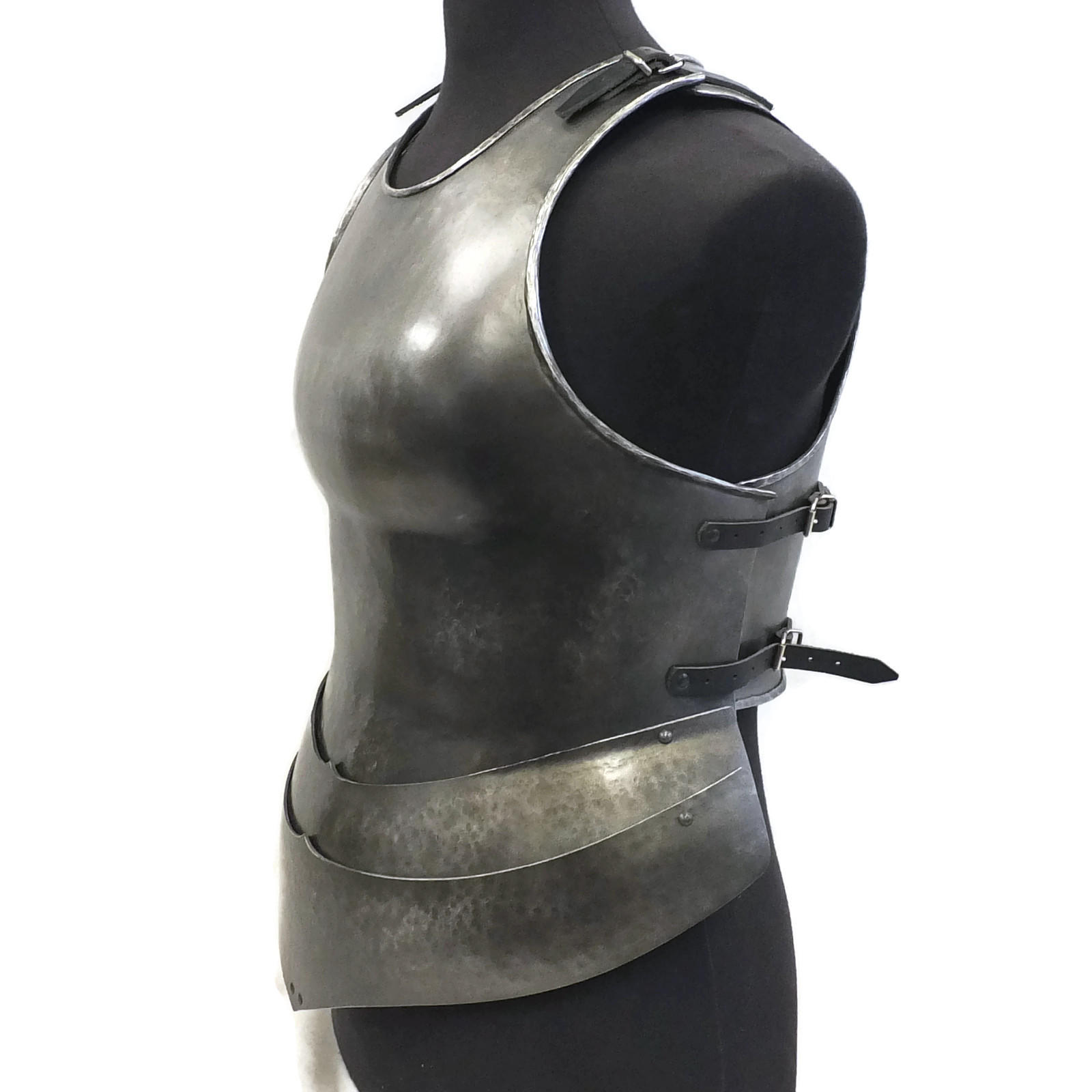 female fantasy armor