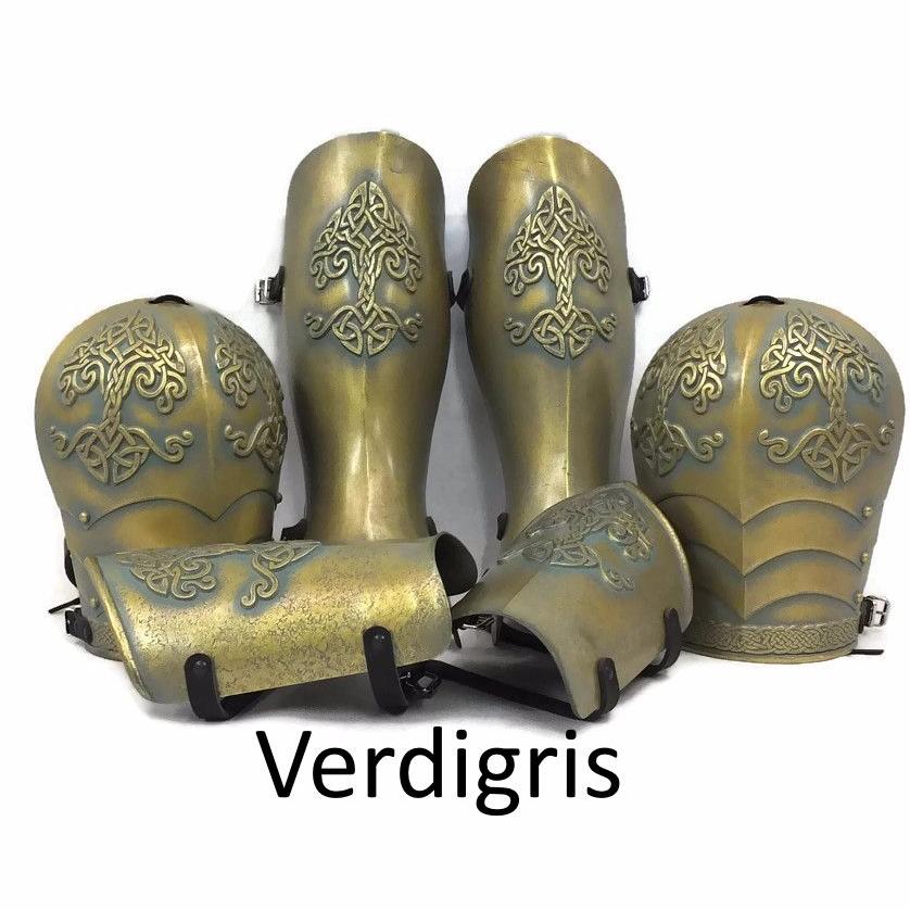 VERDIGRIS - Green tinted golden finish
