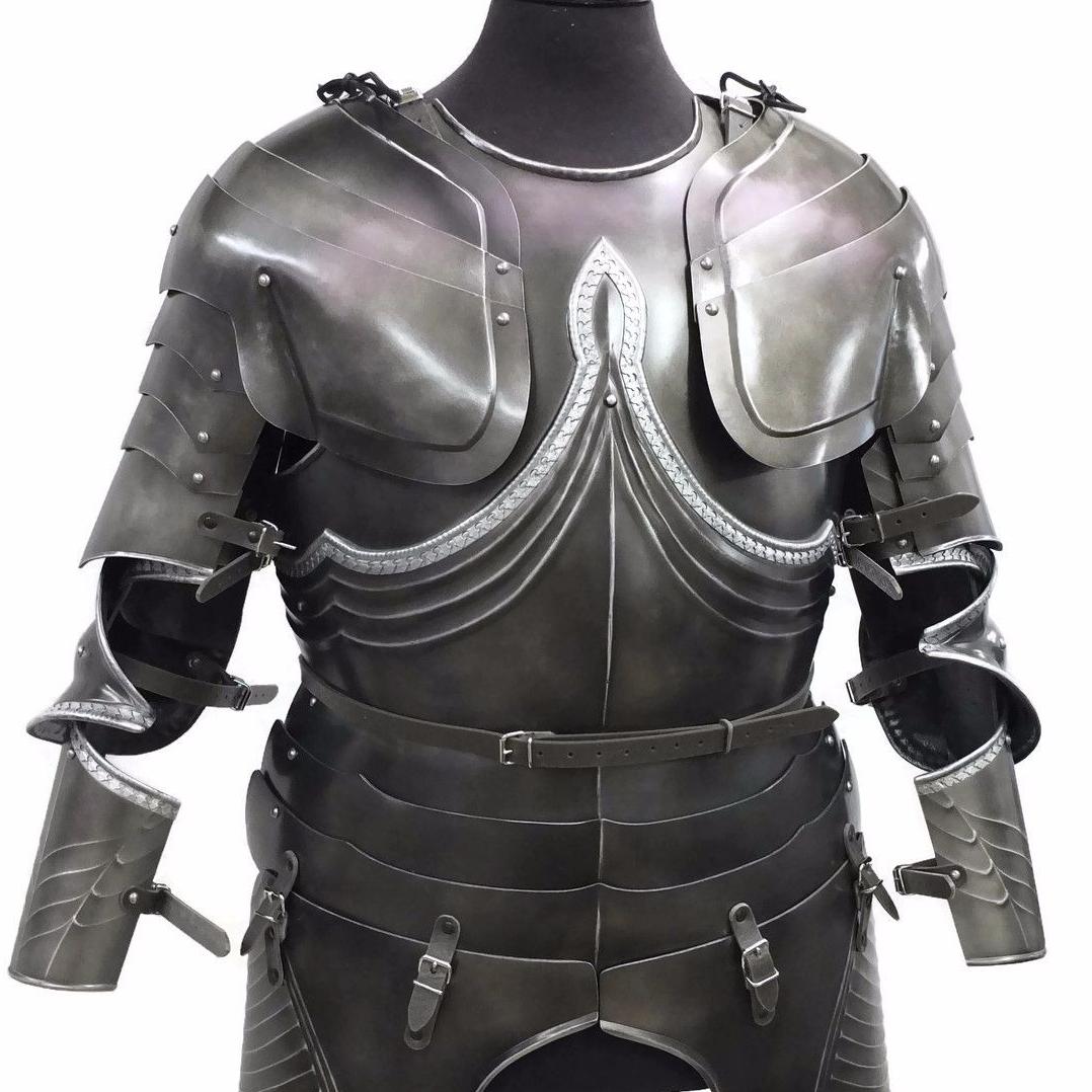Milanese larp armour for shoulders