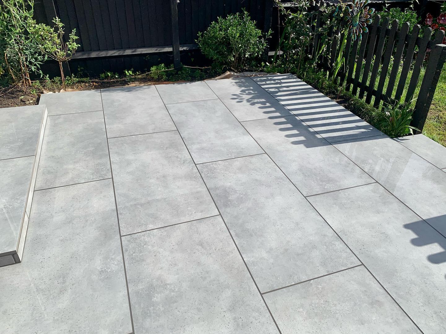 Newcastle Grey Matt Porcelain Paving Tiles