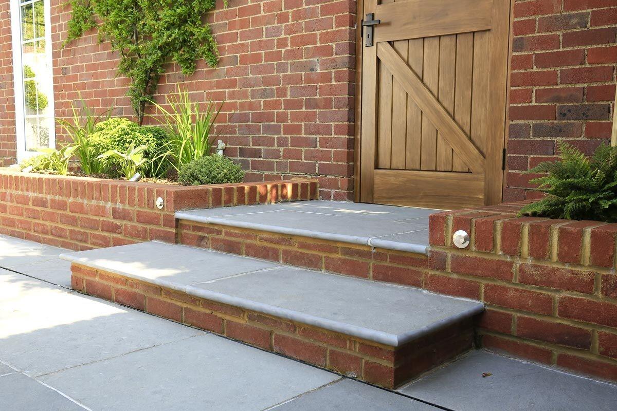 Paris Grey Limestone Bullnose Step