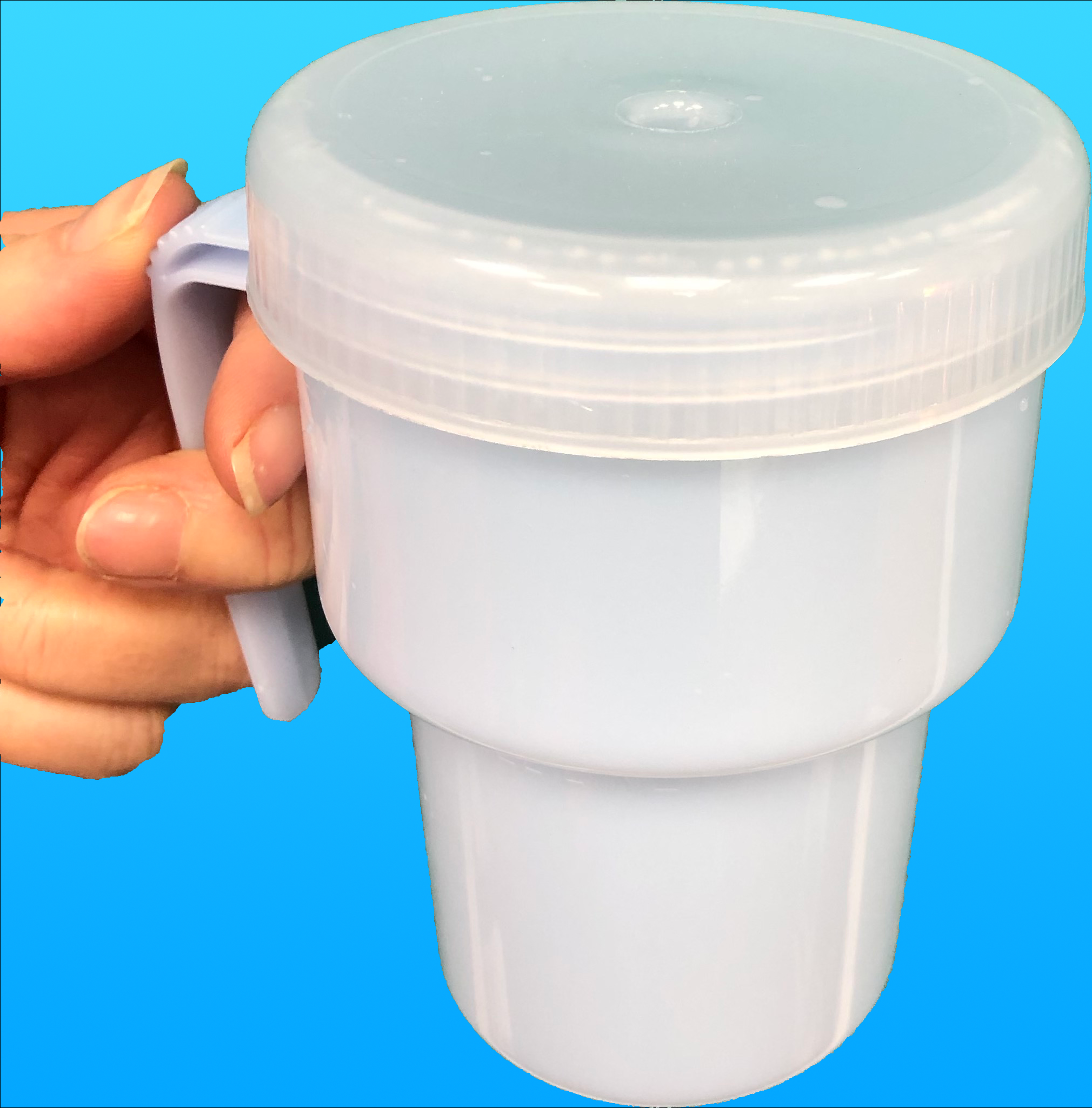 https://cdn.ecommercedns.uk/files/9/215059/0/5280270/spill-proof-cup.png