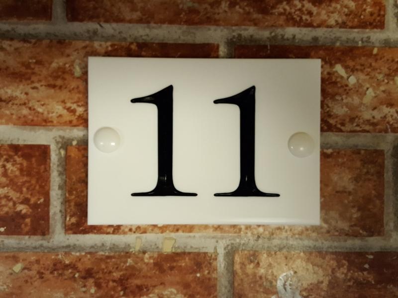 House number in white