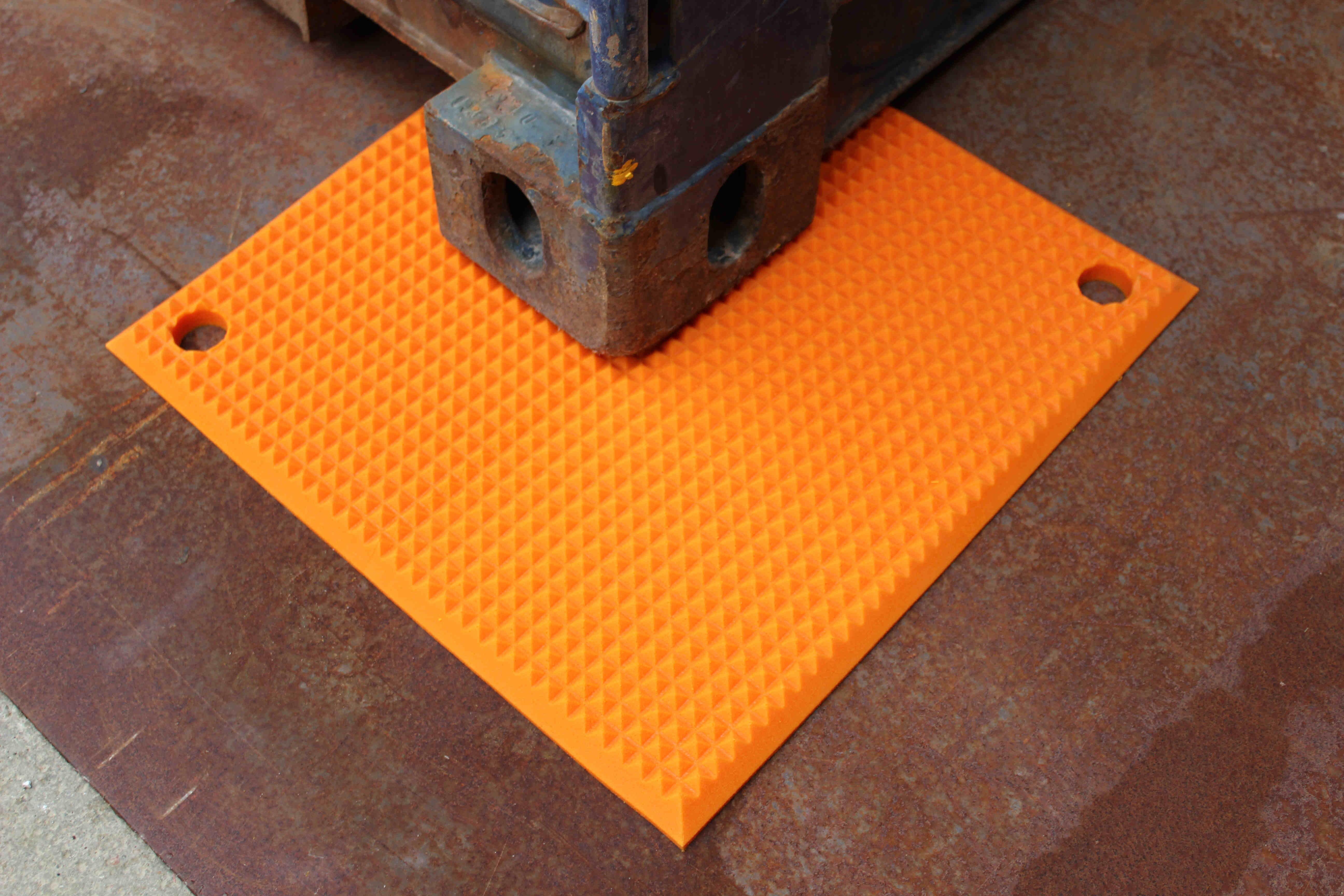 Deckmate Uhd Dunnage Mats Pyragrip Surface