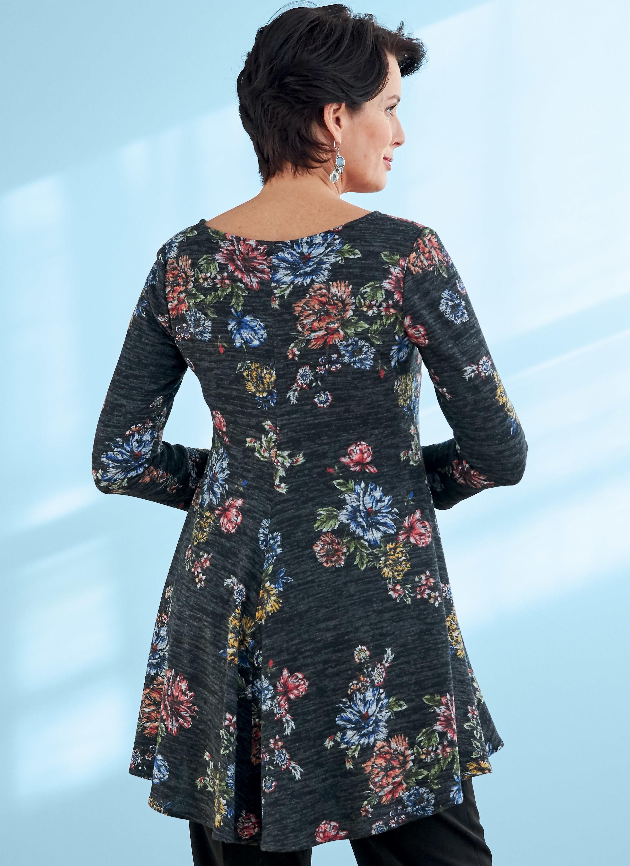 Butterick B6752 Misses' Fit and Flare Knit Tunics