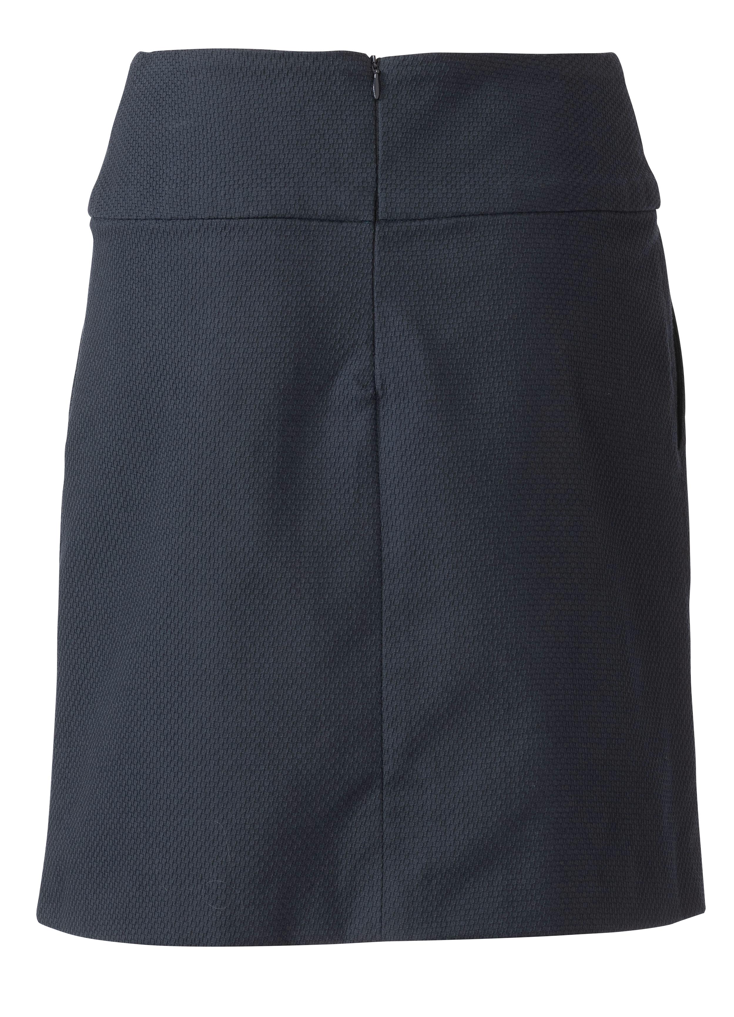 Burda B6235 Skirt with Yoke & 
Hip Yoke Pockets Sewing Pattern