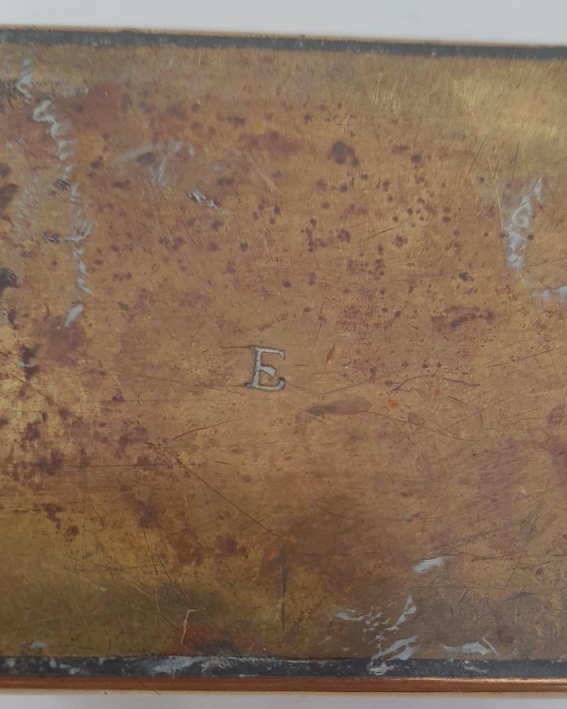 Aesthetic Movement antique brass hinged lidded Box for Stationery Passports or Notelets B7 size embossed floral decoration circa 1900