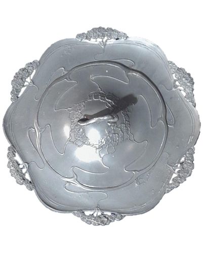 Art Nouveau Cast Pewter Lidded Dish with Sinuous Floral Pierced Design perhaps for Muffins Antique circa 1900 - 19.3 cm D 7.5 cm H 382 g