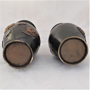 Bottom -Japanese Patinated Bronze Vases in Mixed Metal - Antique Meiji Period circa 1900 - inverted baluster decorated with rose flowers - Shakudo 18 cm high