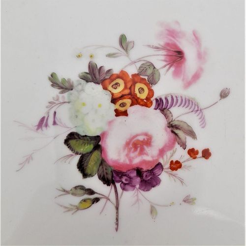 Detail central cartouche  - John Rose Coalport Porcelain dessert plate - Oeil de Perdix Union pattern border floral cartouches circa 1825